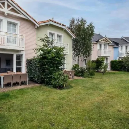 Charmante Maison De Avec Acces Piscine Feriehus